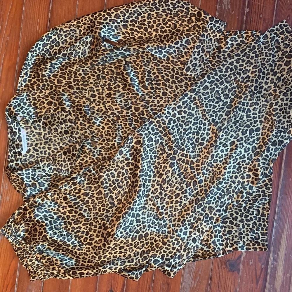 Victoria’s Secret Animal Print Silky Pajamas - Picture 2 of 11